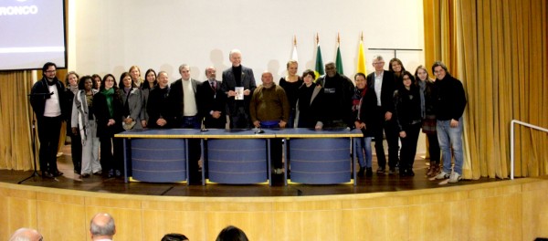 Av.Tronco Commitment Presented to the Mayor of Porto Alegre